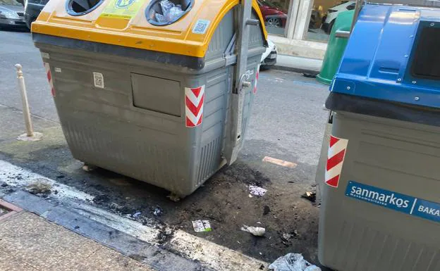 Un contenedor quemado cada tres días en lo que va de mes entre Donostia y Pasaia