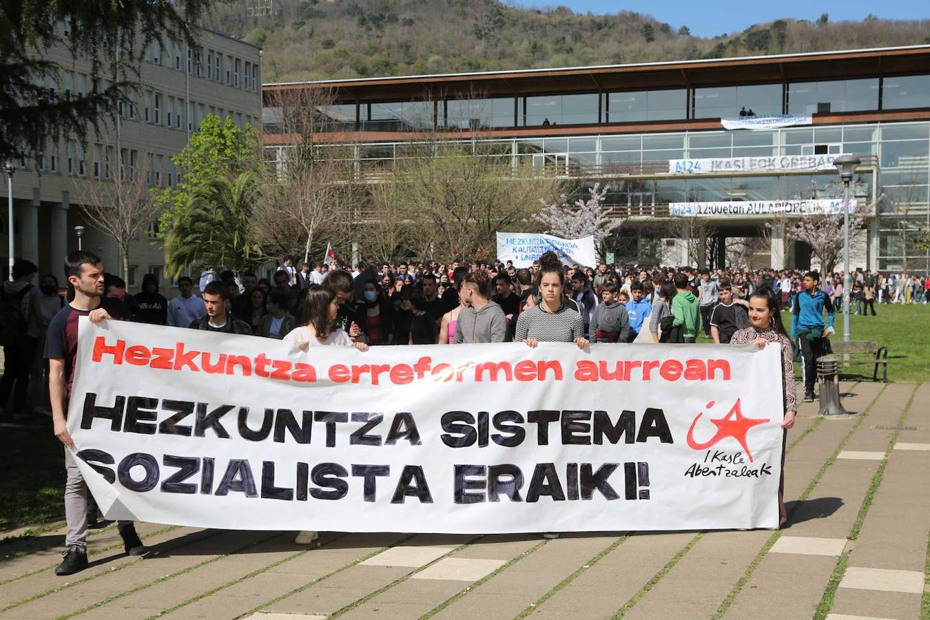 Imágenes de la huelga de estudiantes para protestar contra las reformas educativas
