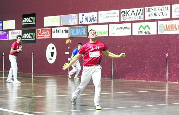 Eneko Labaka-Aizpuru y Unai Amiano completan las semifinales del Memorial Goñi