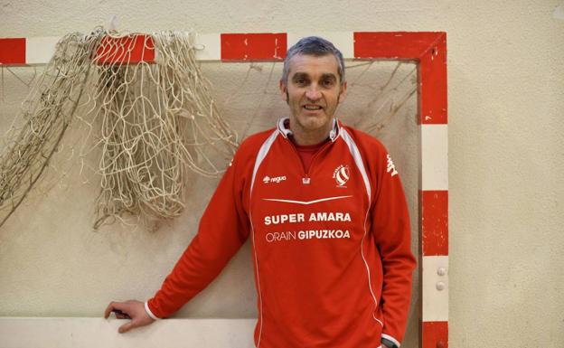 Bera Bera apuesta por tres fichajes y cuatro salidas para quedarse con quince jugadoras