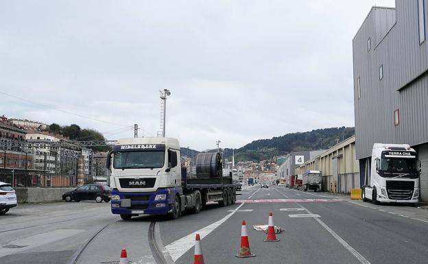 El Puerto de Pasaia sigue sin apenas actividad a la espera de lo que se decida en Euskadi