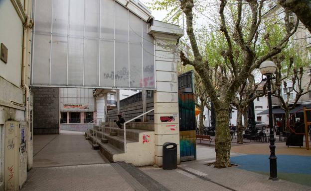 Nuevo graderío para el frontón del Antiguo