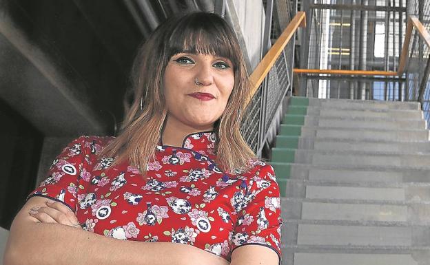 «El mundo se vuelca con los ucranianos mientras siguen dando palos a los africanos en Melilla»