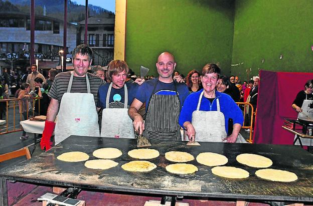 Talo festa egin zen Ukrainaren alde