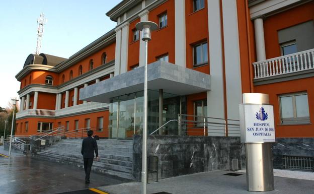 Facua denuncia a ocho hospitales y clínicas de Gipuzkoa por no facilitar un teléfono gratuito
