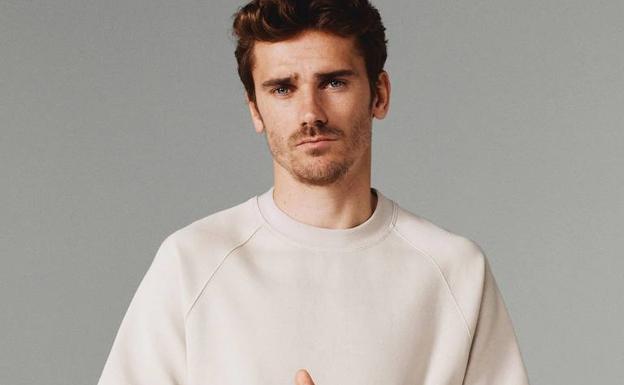 Antoine Griezmann sorprende a todos y 'cambia' de camiseta a mitad de temporada