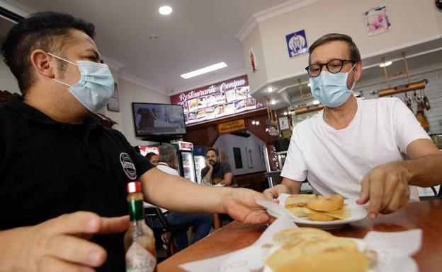 El Congreso pide eliminar el uso obligatorio de mascarilla en interiores en cuanto lo avalen los expertos