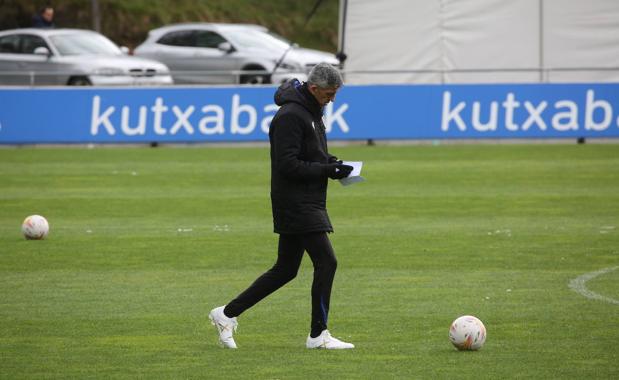 Imanol: «Si Merino no ha ido con la selección es por lo que le ha dado a la Real»