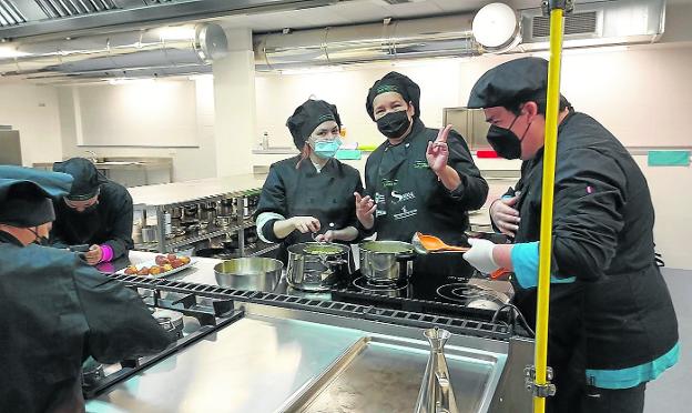 La hostelería se estudia en San Andrés