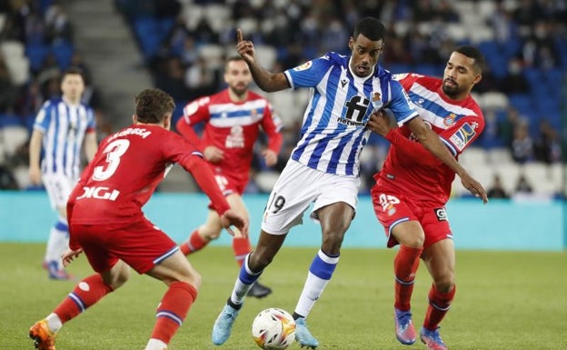 Isak marca y corta su sequía 669 minutos después