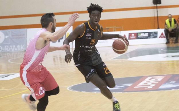 El Juaristi se queda sin Cissoko el domingo, invitado para jugar el Nike Hoop Summit