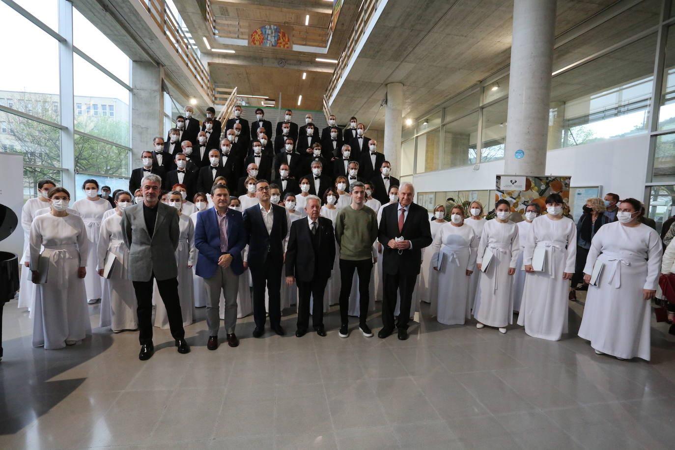 Entregados los premios Orfeón-UPV
