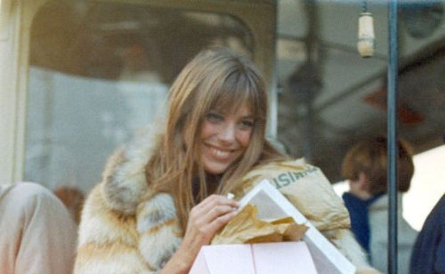 El capazo que popularizó Jane Birkin: 7 compras de lujo para esta temporada