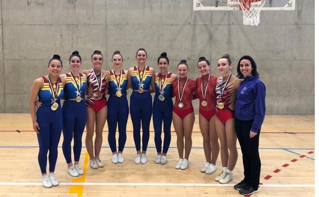 Dragoi Taldeko gimnastek sei domina irabazi zituzten Euskadiko Aerobik Txapelketan