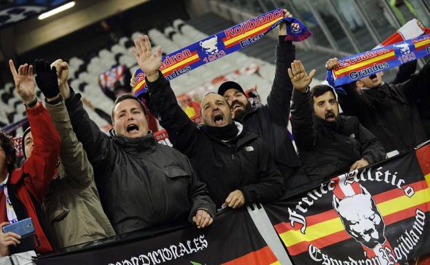 El Wanda Metropolitano, cerrado parcialmente por los saludos nazis de aficionados atléticos en Manchester