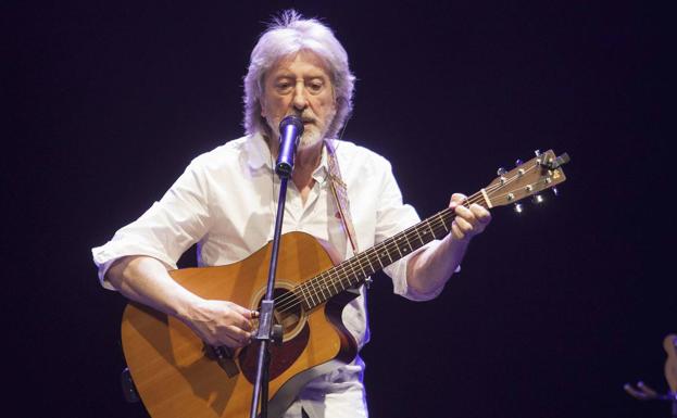 Benito Lertxundik lau gazte abesbatzekin kontzertua eskainiko du igandean Baionan