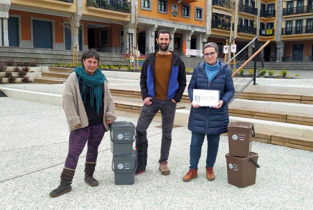 El Ayuntamiento analizará el sistema de recogida de residuos