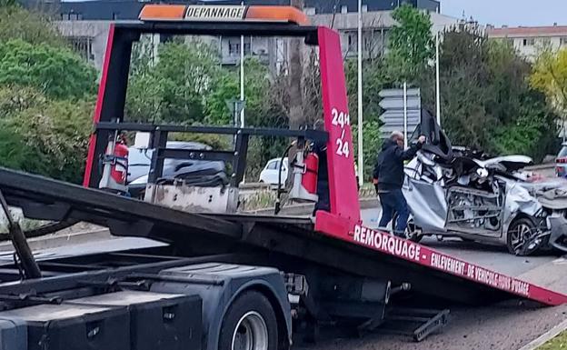 Fallecen cuatro jóvenes en un accidente en Baiona