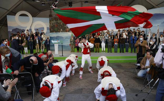 El PNV arremete contra EH Bildu por insultar a Urkullu y «no decir ni mu contra Putin»