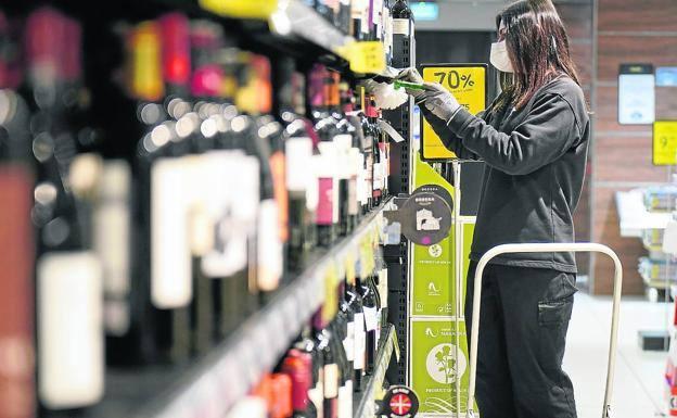 Los nueve requisitos de Osalan para eliminar la mascarilla en el trabajo