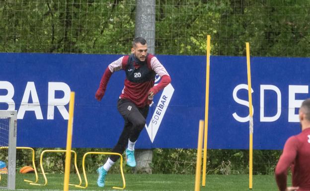 Ganar para brindar el triunfo a Stoichkov