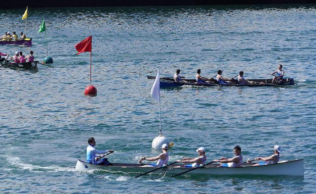 Donostiarra y San Juan buscan hacerse con el campeonato de Euskadi de bateles