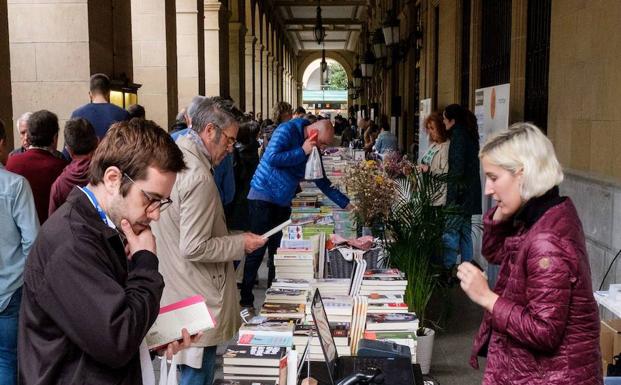 Las propuestas de seis autores vascos para el Día del Libro