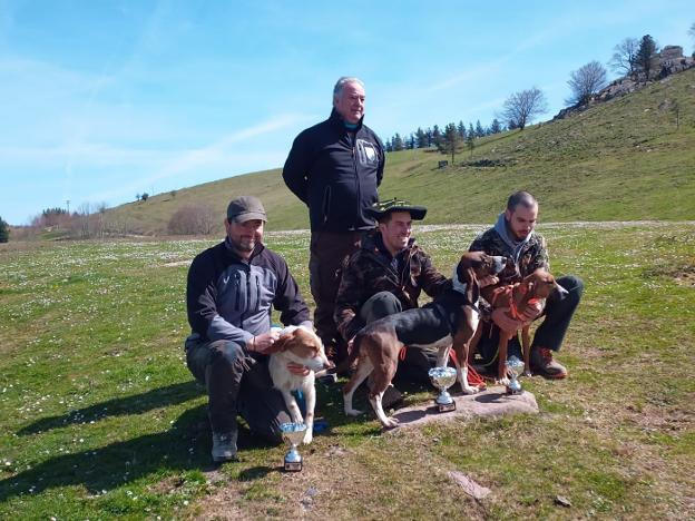 Basurde Arrastoko Txakurren Gipuzkoako txapelketa irabazi du Ibon Egañak
