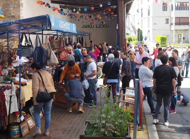 Las fiestas de Eitza tendrán como aperitivo un mercadillo el 8 de mayo