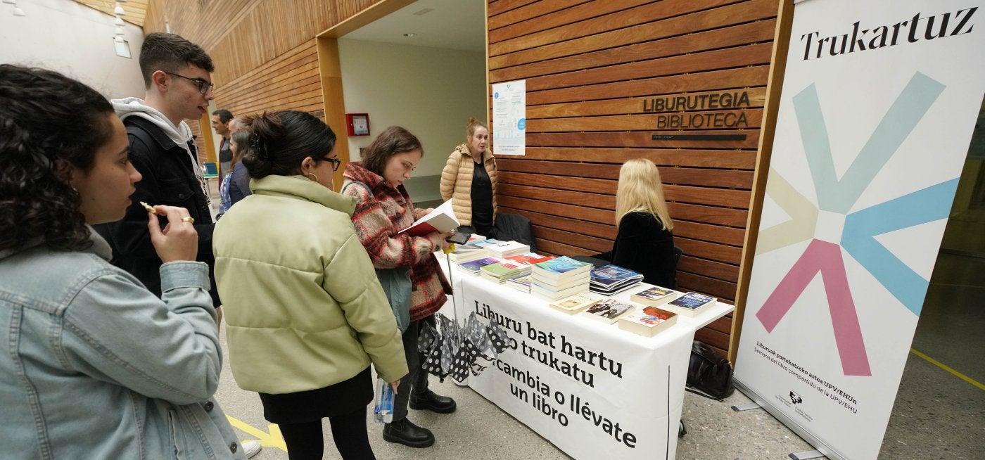Doble aniversario en la UPV/EHU, con los libros como grandes protagonistas