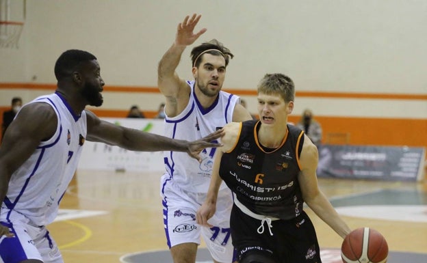 Pavel Savkov representará al Juaristi Iraurgi en el Draft de la NBA