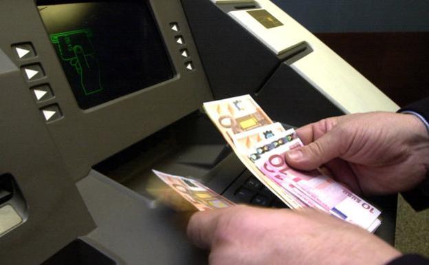 Investigan la muerte de un vecino de Bilbao al que saquearon las cuentas