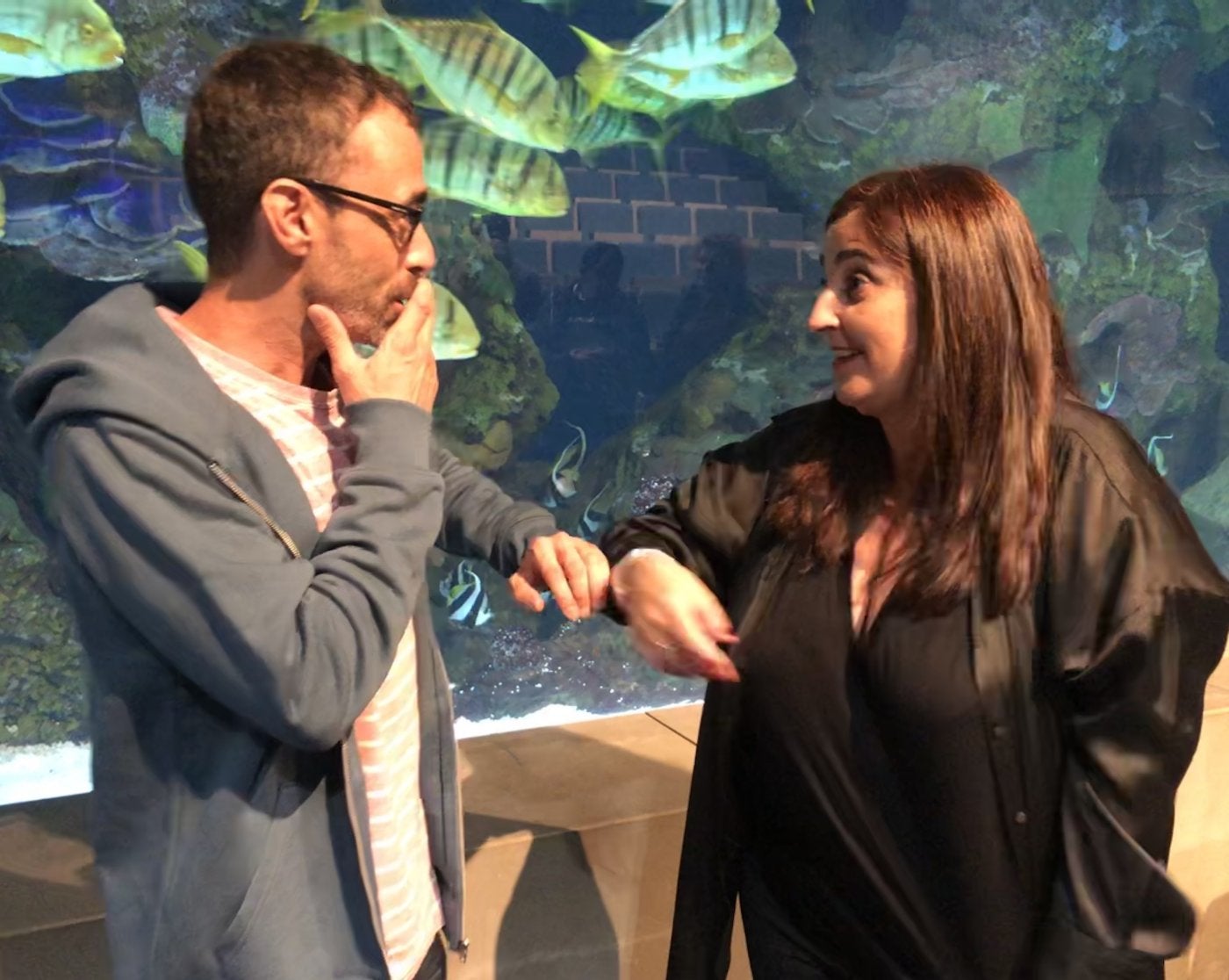 La vida es a ratos una novela negra y otras veces una novela blanca