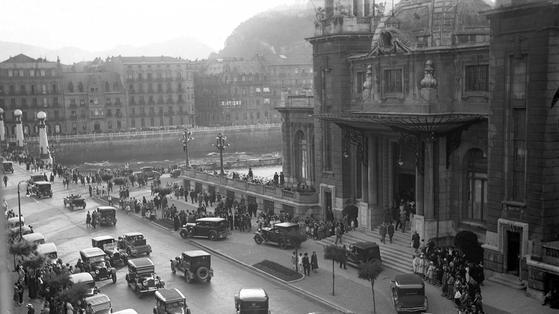 Donostia, en la 'España fea': ¿qué hace una ciudad como tú en un libro como éste?