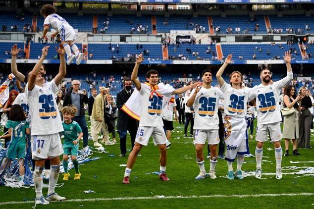 El Bernabéu celebra la 35ª Liga del Madrid
