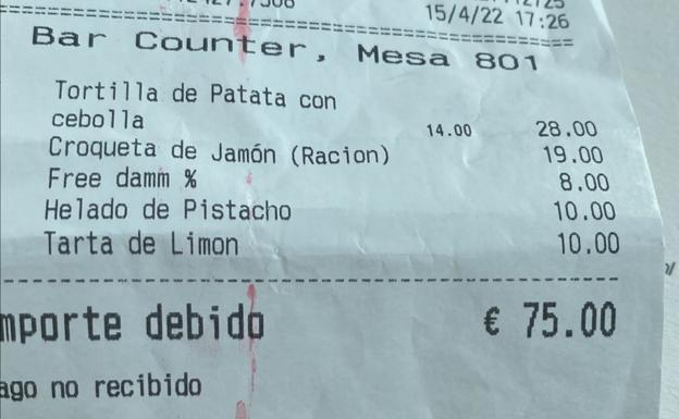 «O eres tonto o te gusta el postureo»; las críticas a un cliente por publicar una cuenta de 75 euros en San Sebastián