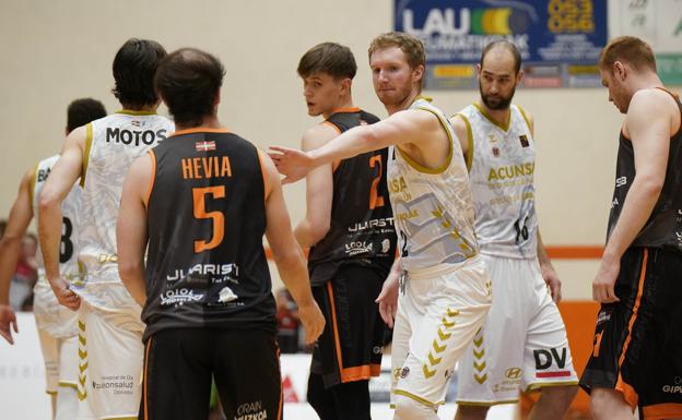 Muchos invitados a la fiesta final