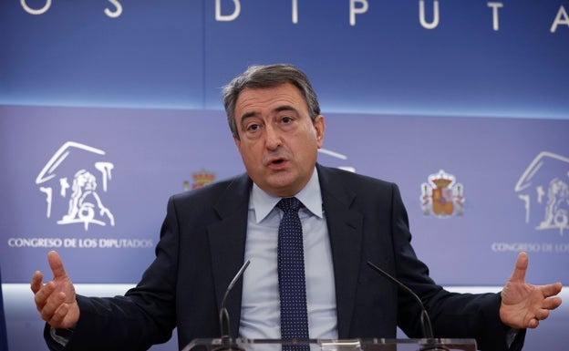 PNV y EH Bildu evitan la ruptura con Sánchez, pero le exigen más explicaciones