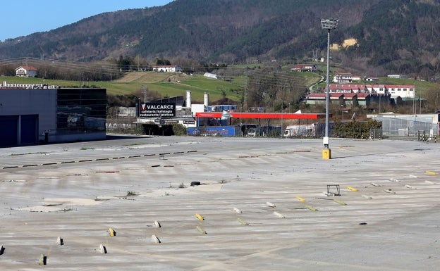 Tapia considera que la retirada de Amazon de Oiartzun «ni perjudica ni beneficia» a las pymes vascas