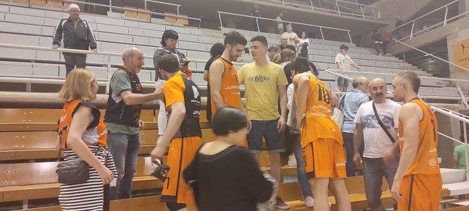 Juaristi Iraurgi hace los deberes en Huesca y se va pidiendo un lechazo