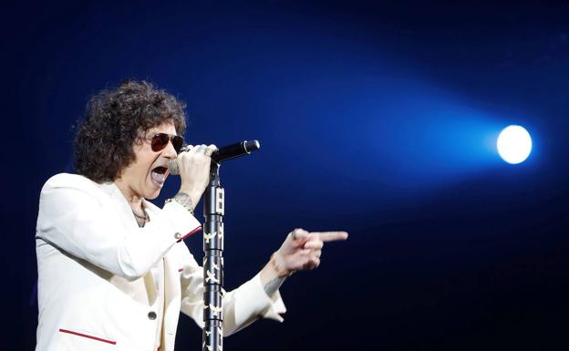 Enrique Bunbury precipita su adiós al quedarse sin voz: «Me es imposible hacer más conciertos»