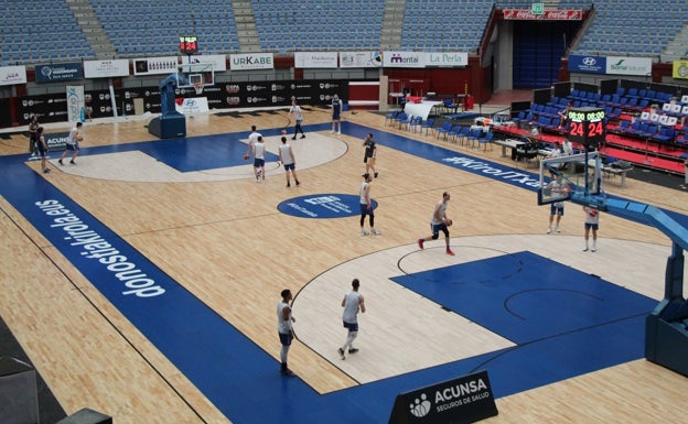 Illunbe por fin tiene su pista polideportiva