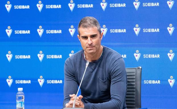 Gaizka Garitano: «No necesitamos transistores, dependemos de nosotros mismos»