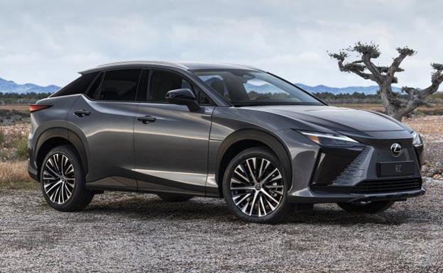 Lexus muestra el RZ 450e, su primer 100% eléctrico, que llegará a fin de año