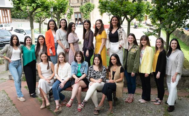 Todas las cantineras del Alarde tradicional de Irun