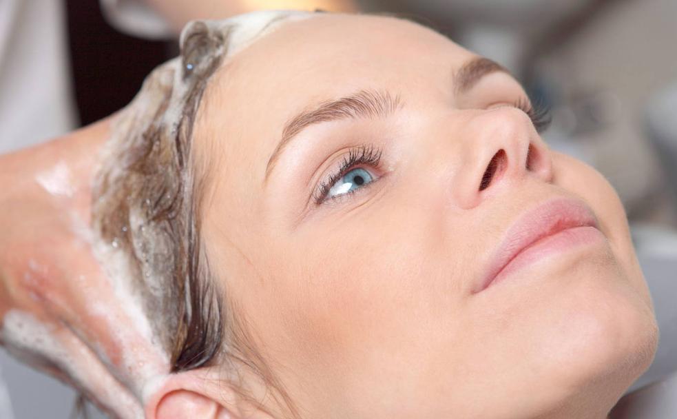 Ellas son peluqueras y ellos, ingenieros