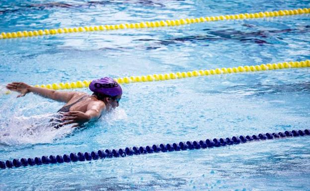 Maider Redin bate su propio récord de Euskadi de 100 mariposa