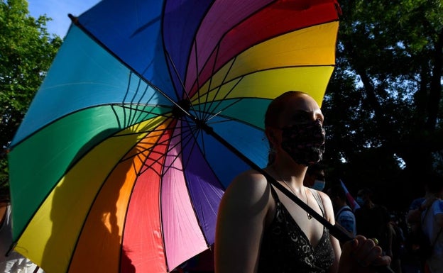 Se disparan más de un 80% las solicitudes de documentación de personas trans en Euskadi