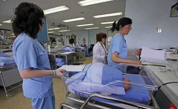 Satse advierte de la falta de matronas en Osakidetza para verano