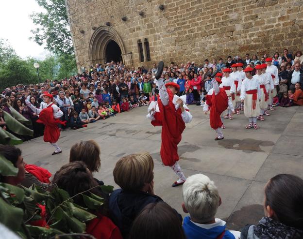 Santa Isabel ya tiene programa